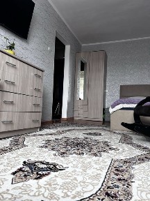 Продам 1-комнатную квартиру гостиничного типа в 20 микрорайоне