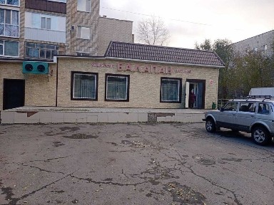Продам действующий магазин 219 м2 в КЖБИ