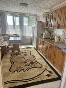 Продается дом из трех комнат и отдельный земельный участок на берегу