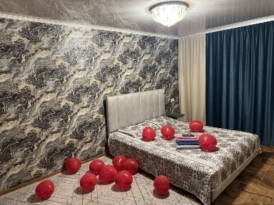 Посуточно, ночь, почасово сдам 1 ком кв в центре, возле Хрусталя