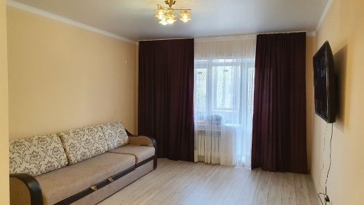 Сдаётся 2-ком. кв. ЦУМ,Wi-Fi,Плазма.