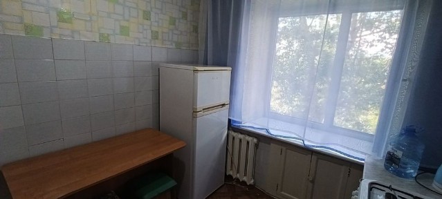 Сдам 2х комн квартиру