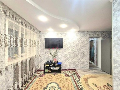 Продам 4 комн дом в соцгороде по ул Азербаева. Рядом Остановка