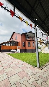 коттедж с бассейном (баня+бильярд+караоке+теннис+тапчан)