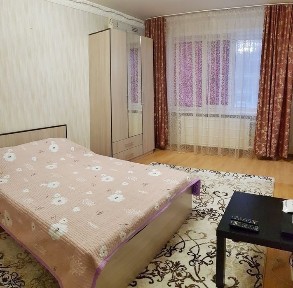 Катаева 34 (Школа Полиции, BatyrMall)