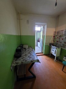 1 комнатная квартира 3 этаж с лоджией Кремлевского