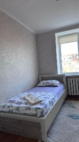 Трехкомнатная квартира в центре города посуточно