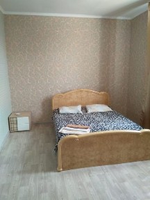 Квартира 1 комнатная по суточно и часам!