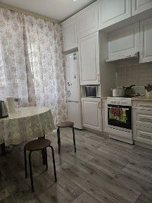 Квартира суточные на юге. Б. Момышулы 28