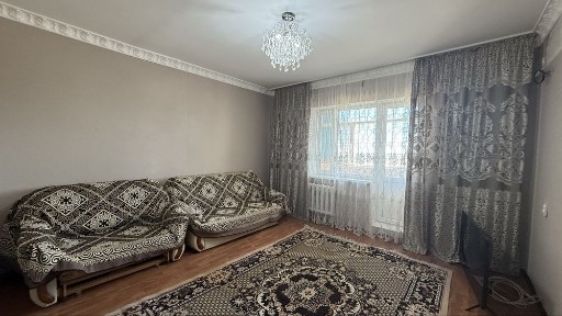 Продается 4х комнатная лен. пр. Ул. Ердена 225 на 4 этаже