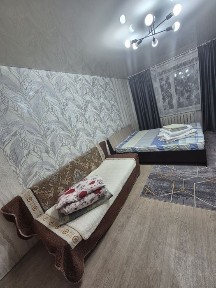 Посуточно. район центра, магазин. табыс