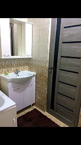 Квартира на ночь в Аксай -1, Толе би Момышулы