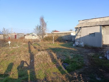 Продам дом времянку, 1 комнатную. С печным отоплением.