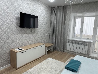 Сдам 1 ком квартиру, центр, цум. Посуточно.