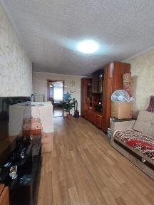 Продам 3 ком кв ( улучшенной планировки) район Дом Быта 