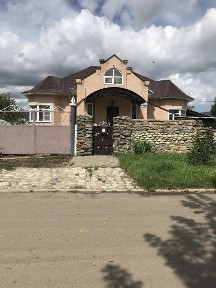 Продам 3-х комнатный благоустроенный дом в центре города