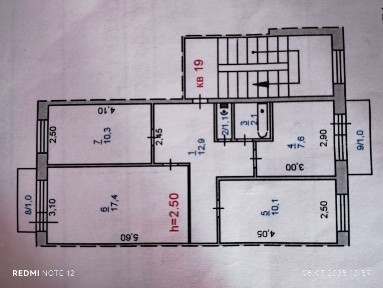 Продам 3комн. квартиру в районе 10школы