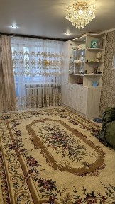 Продаеться квартира 2-х комнатная 2 мкр 2 дом, возле супермаркет Идеал