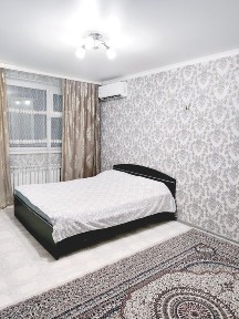 Посуточно 1-ком. кв., 8 мкр. 101 стрел. бригады 13/1