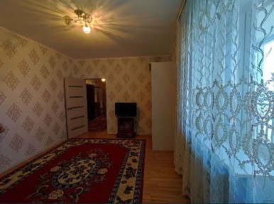 Продается 1-комнатная не угловая квартира.