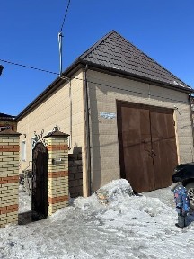 За цену квартиры получите дом 295 м², гараж и свой двор. Рядом с СКГУ.
