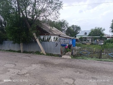 4-х комнатный теплый Дом, баня, 2 гаража, сарай.