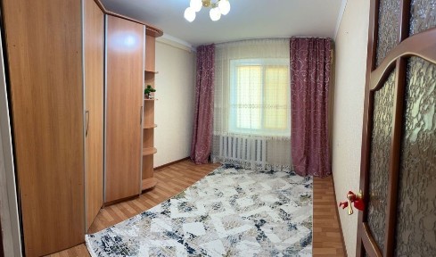 2к. кв в центре, район Чехова по Махамбета