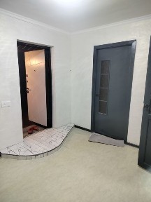 Дом сдаю из 4 комнат