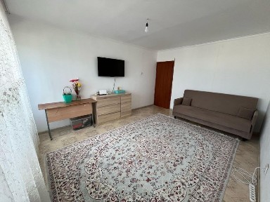 Продается квартира в 4 мкр 3 дом
