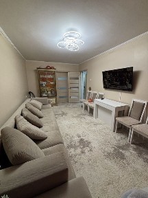 В центре города Сатпаева продаётся 2х комнатная уютная квартира.