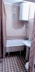 Сдам 1-ком улуч квартиру Посуточно Почасовой в 4мкр в центре города