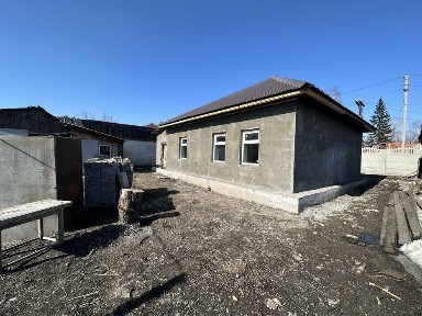 Продается 4 комн. дом 70кв. м. район Защита