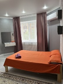 Квартира по суточно 1комн Батыс-2
