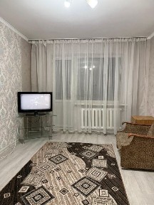 Сдам 1 комнатную квартиру помесячно