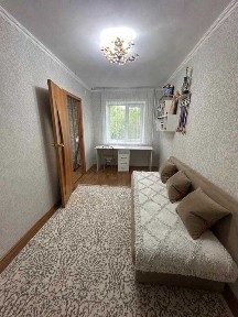 Продам 2-х комн. квартиру, центр