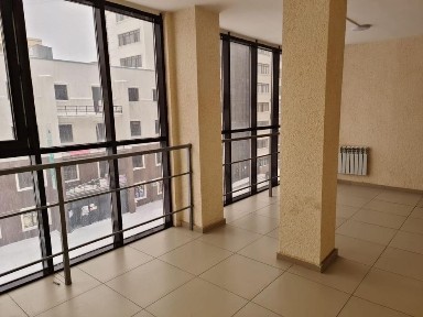 Продам квартиру 3 ком+ кладовая рядом с квартирой на площадке!