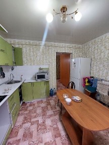 Продам 2 ком квартиру район Гор Парка