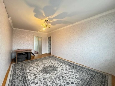 Продам 2х комн квартиру на 5 мкр возле Корзины