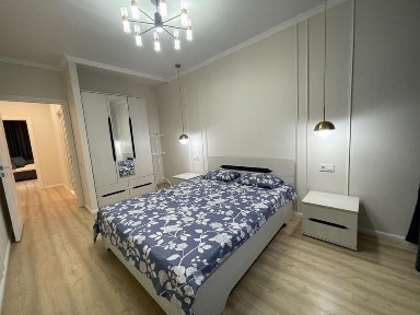 2 комнатная квартира, левый берег, сзади ханшатыра, жагалау