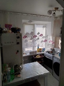 продам квартиру 43 кв метр 5\5 этаж