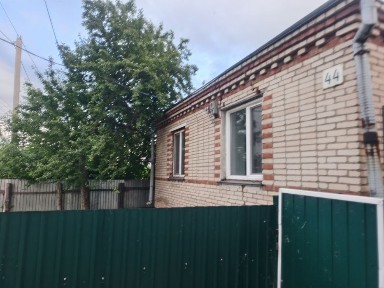Продам кирпичный дом
