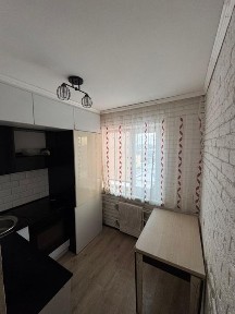 Продам 4х комнатную квартиру