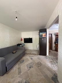 Продам 1 комн. кв 1/5 перепланировка