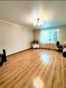 Продам отличный Коттедж с центральными коммуникациями.