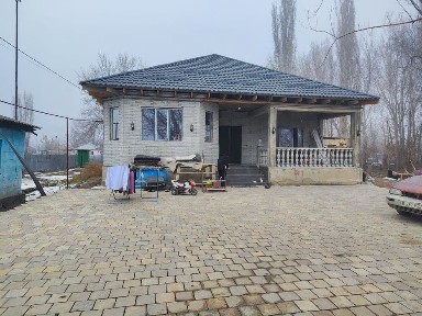 Продам дом по улице Толе би