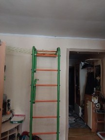 Срочно продам 2 комнатную квартиру 40 кв. м. турксибский район
