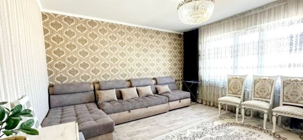 продам 3-х ком. 56кв. 4мкр. 5-этаж