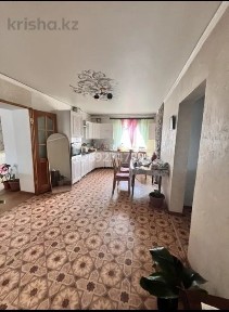 Продам дом у подножия горы