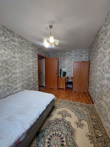 Срочно! Продам 2 ух. комн кв район Военного института.