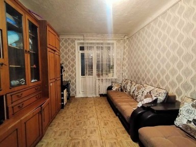 Продажа компактной, бюджетной, двухкомнатной квартиры.